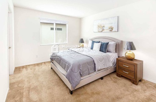 Rialto House | Stylish Woodcrest Castle #41339