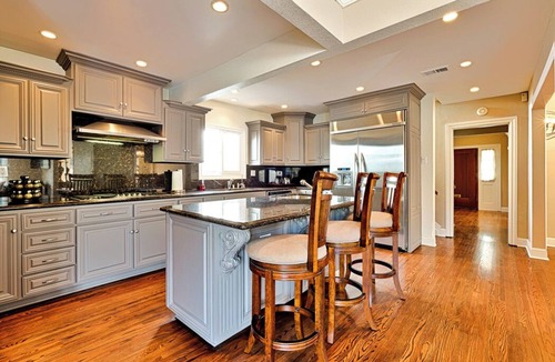 Los Feliz House | SUMMER SALE - Magnificent Hollywood Hills HtdPool Residence in Celebrity Enclave