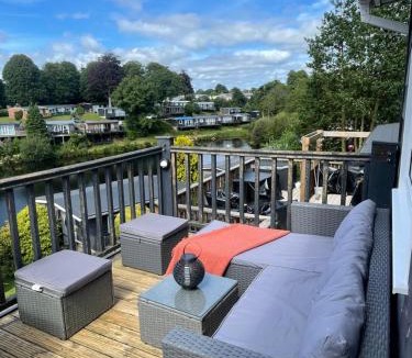 Bont Newydd Ski Chalet | Summit Rest