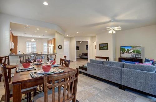 Indio House | Sun City Fun - Meredith Lodging