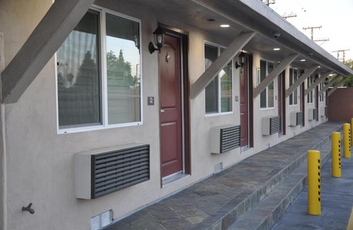 Downey Hotel | Sun Light Motel