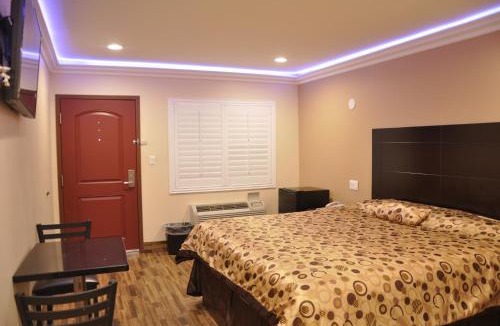 Downey Hotel | Sun Light Motel