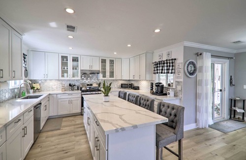Livermore House | Sun-Soaked Livermore Gem with Patio & Fire Pit!