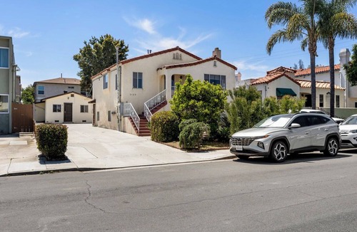 Roseville - Fleet Ridge Apartment | Sunny 2BR - Mins to Ocean, Shops