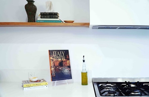 Los Angeles House | Sunny Elegant Designer House Near Beaches, Stadiums +