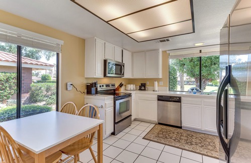 Palm Desert Apartment | Sunny Pad w/Patio & Pool Access in Palm Desert!