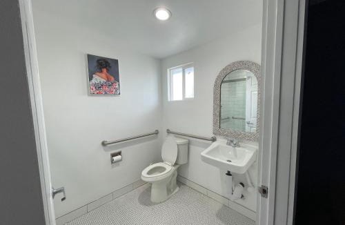 Costa Mesa Hotel | Sunny Sands Inn