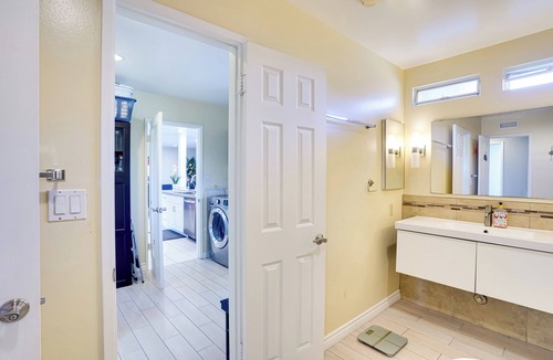North Tustin House | Sunny Santa Ana Rental Home Near Disneyland!