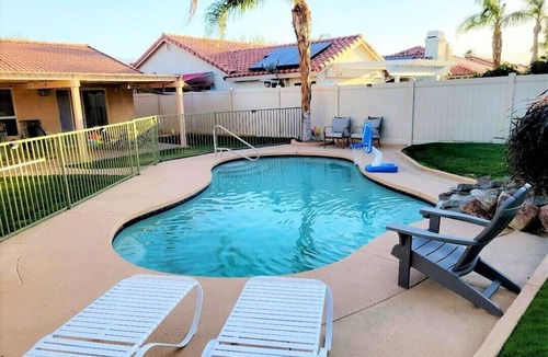 Bermuda Dunes House | Sunny vacation home w/private pool