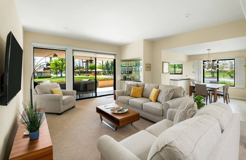 Rancho Mirage Apartment | Sunrise Serenity: Panoramic Views & Resort Living