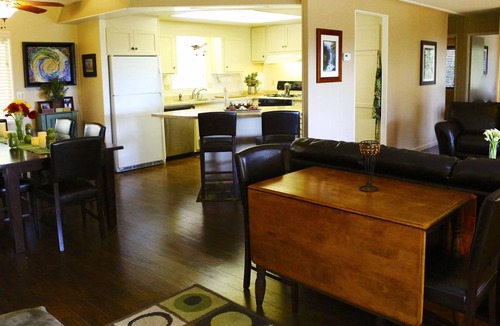 Midpines House | Sunset Roost-the Perfect Nest for Yosemite-Private Hot Tub