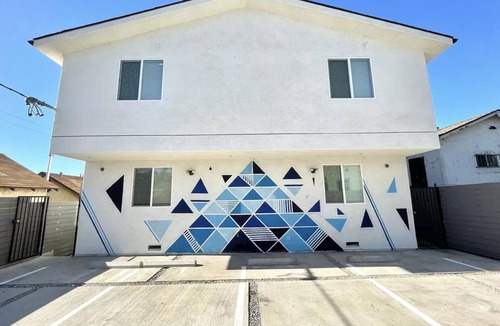 Boyle Heights House | Super cozy 1 bedroom with a private bathroom available in quiet neighborhood