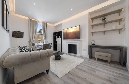 Belgravia Condo | Superior Georgian Apartment in Belgravia