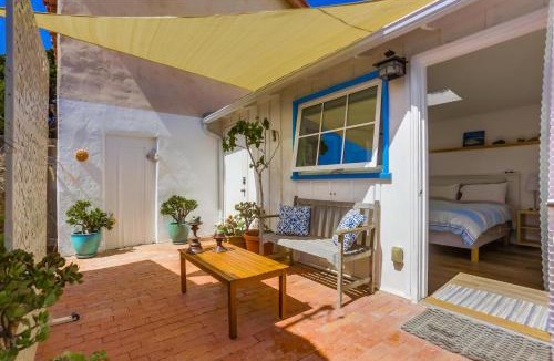 Beach Barber Tract House | Surf and Sand Beach Bungalow