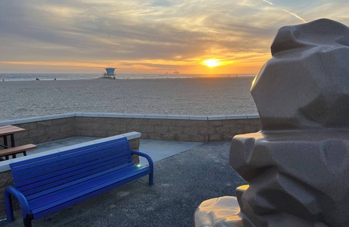 Huntington Beach House | Surf, Sun &Fun! Beachside Bliss-4 Blocks to Waves