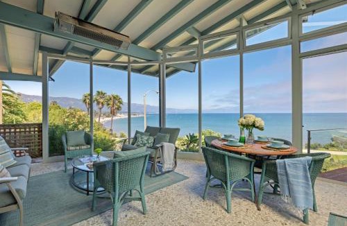 East Mesa Villa | Surfers Paradise