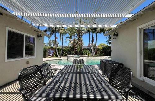 Hermosa Village House | Swanky 5 bedroom 45 bath home (3 Master Suites)