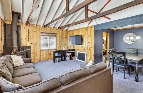 Green Valley Lake House | Swim, Ski and Explore Cabin in Green Valley Lake!