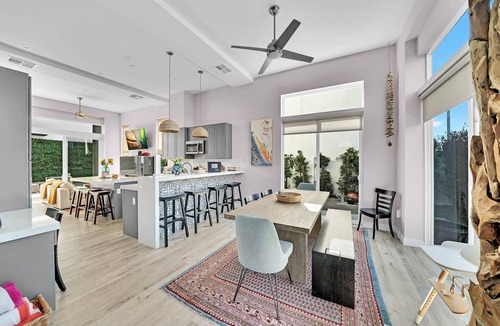 San Clemente House | T's Trestles Shred Chalet