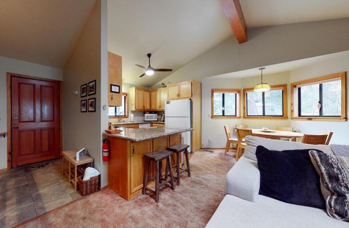 Idyllwild House | Tahquitz View Chalet