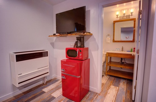 Big Bear Hotel | Tao Cabins