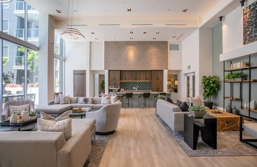 Warner Center Apartment | Tasteful Woodland Hills 1BR w/Gym & Pool, near 101, by Blueground