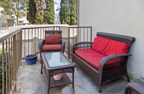 South Redondo House | Terrific Beach Townhome