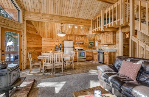 Serene Lakes House | Terrific Mountain Escape W/Wood-Burning Fireplace, Easy Ski Access