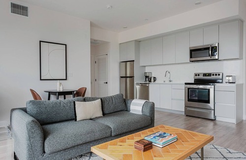 East Pasadena Apartment | Terrific Pasadena 1BR w/Gym & Elev, nr Dining & Movies, by Blueground