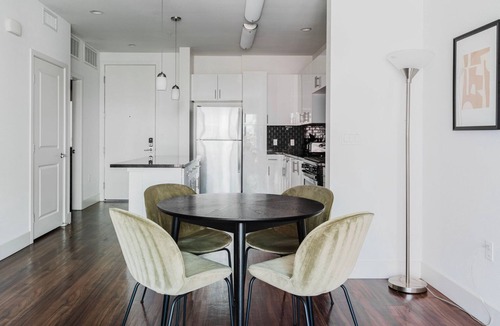 Renaissance Apartment | Terrific San Jose 1BR w/Gym, Pool & Spa, nr Restaurants
