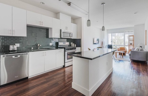 Renaissance Apartment | Terrific San Jose 1BR w/Gym, Pool & Spa, nr Restaurants