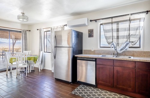 Wonder Valley House | Thar in the Mojave - A Joshua Tree Retreat