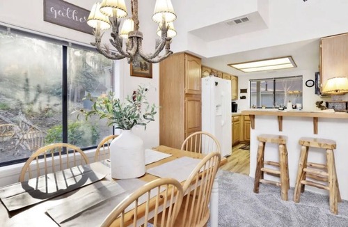 Moonridge Cabin | The Bear Meadows Townhome! Walk to Bear Mountain!