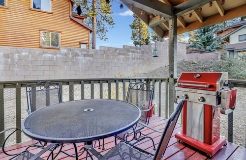 Moonridge Cabin | The Bear Meadows Townhome! Walk to Bear Mountain!