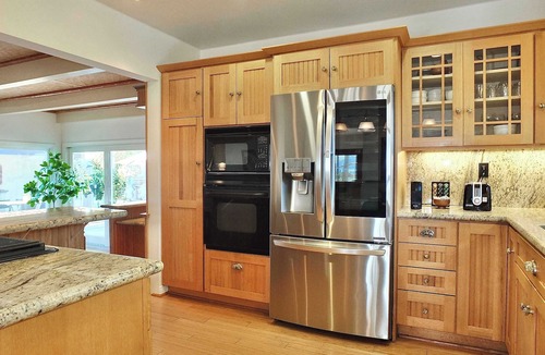 Belmont Park House | The Belmont Beach Bungalow Pool & Hot Tub!