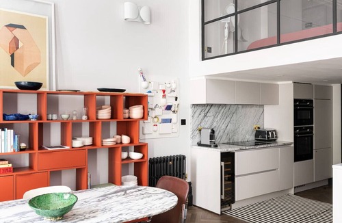 Pembridge Apartment | The Bengal Tiger – 2 BR with Patio in Notting Hill