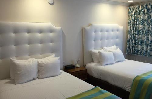 Beverly Grove Hotel | The Beverly Laurel Hotel at West Hollywood