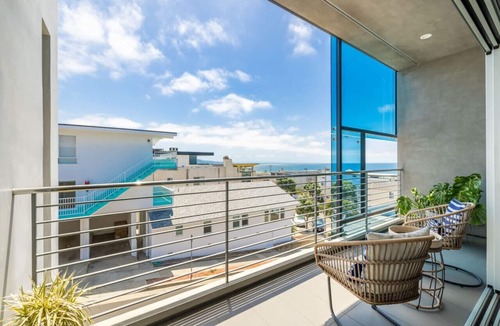 The Strand House | 〰The Blue Wave〰 3 blocks from Manhattan Beach Pier