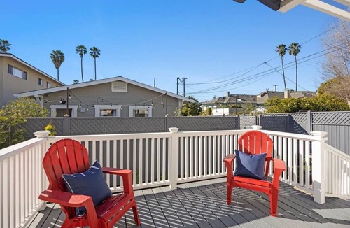 Ventura House | The Boat House at The Birdbath Bungalows