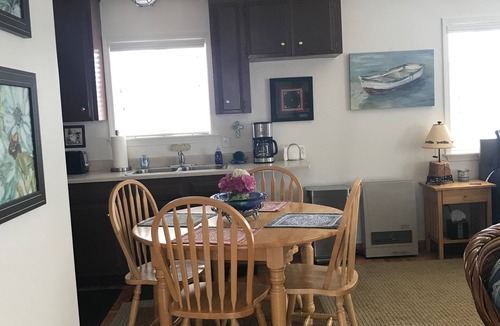 Eureka Apartment | The Boathouse