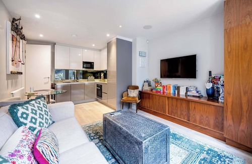 Hampstead Apartment | The Bohemian Rhapsody, Garden Apartment Hampstead - by Out of Office Lifestyle