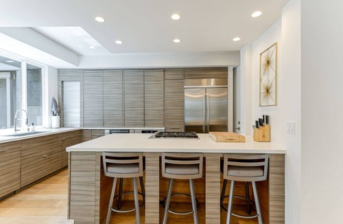 Redding Villa | The Bostonian▪︎Pool💦Hot Tub🌀 Arcade🎮Billiards🎱