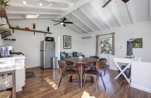 Old Towne House | The Cambridge house is located in highly desired Old Town Orange