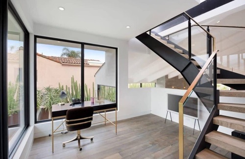 Eastern Malibu House | The Colony Reserve by Stay Awhile Villas