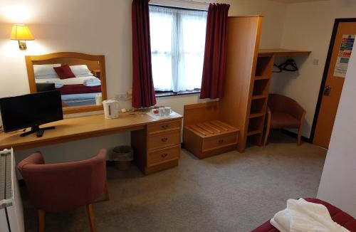 Carnforth Hotel | The County Lodge