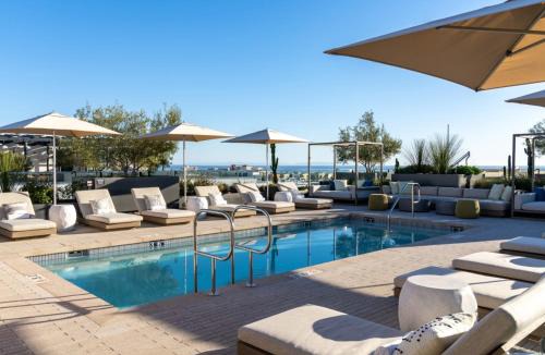 Wilshire Montana Apartment | The Diamond Dune - Upscale 3 Level 4BR Terrace Santa Monica