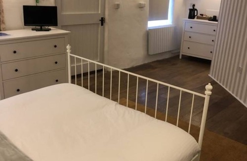 Chysauster Hotel | The Engine Inn