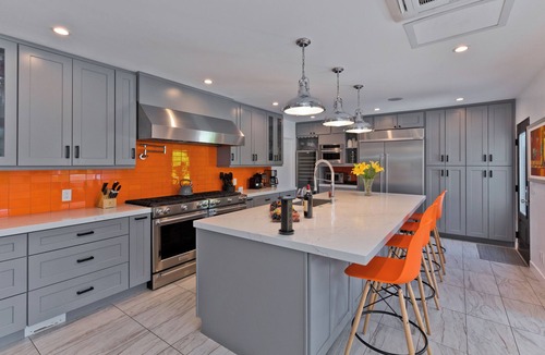 Little Tuscany House | The Estate - As Seen on Emmy Winning CBS Show, Staycation. - Walk to everything!