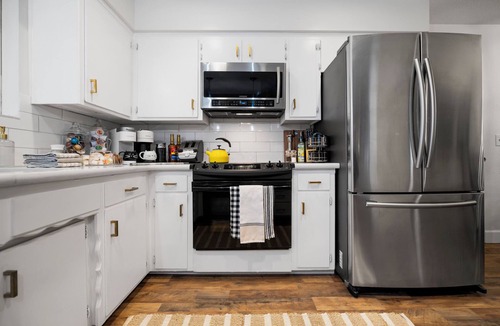 Springville House | The Fairway House at River Island Golf Course