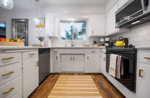 Springville House | The Fairway House at River Island Golf Course